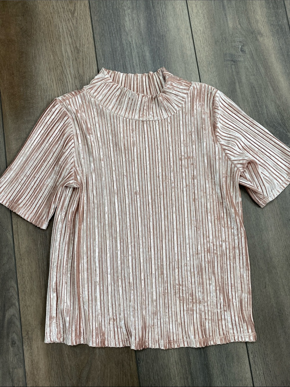 LOFT Blush Pink Pleated Mock Neck Short Sleeve Top